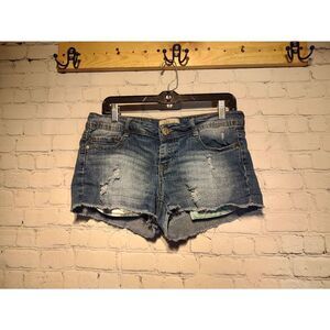 True freedom distressed cutoff shorts size 11*
